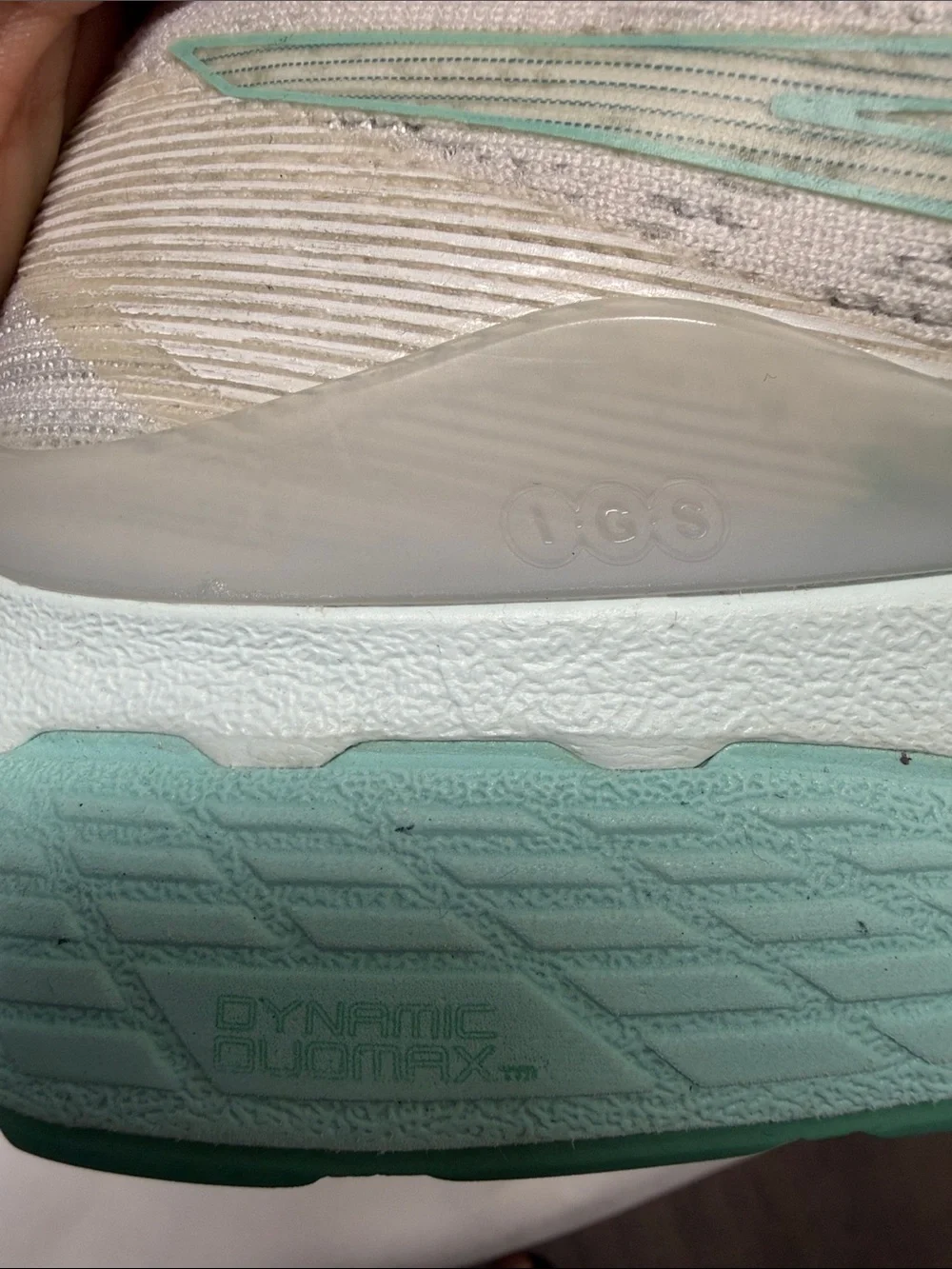 Asics grip midsole